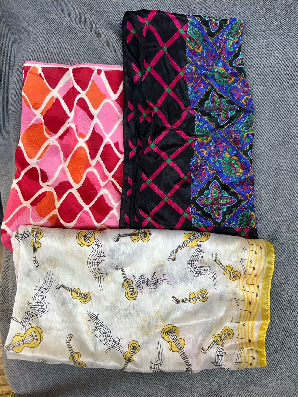 Vintage scarves lot